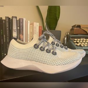 Allbirds sneakers (size 8)